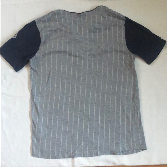 Yankees button up v neck - Picture 6 of 6